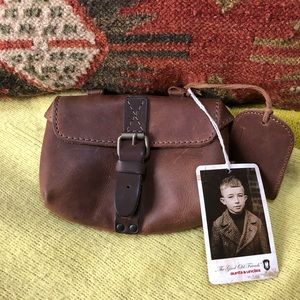 NWT aunts & uncles PAL belt bag in hazelnut